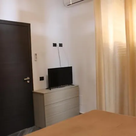 Holiday home Ohana Avola